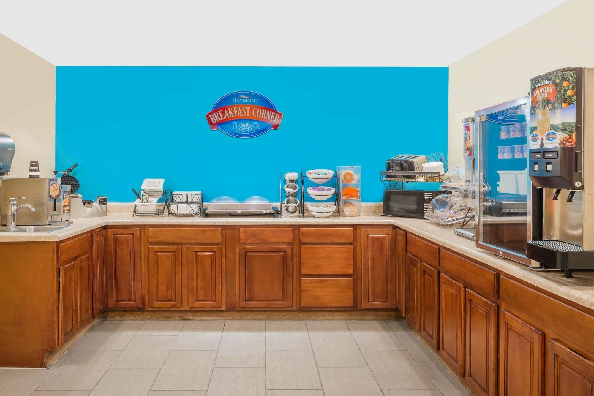 מלון Baymont By Wyndham Warrenton מראה חיצוני תמונה